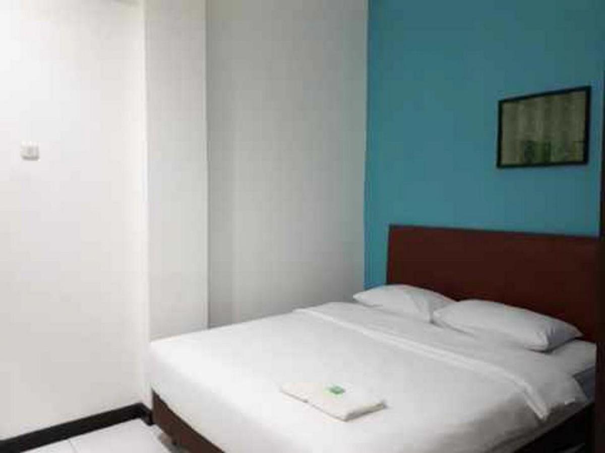 Reddoorz At Hotel Rumberpon Sorong Exteriör bild